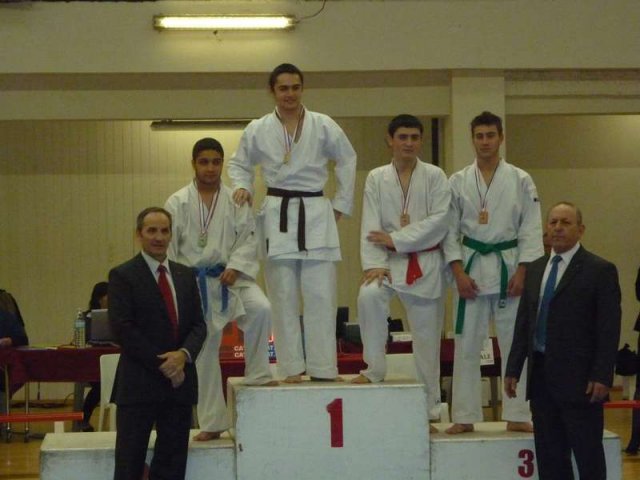 KARATE TOULOUSE 2012 001
